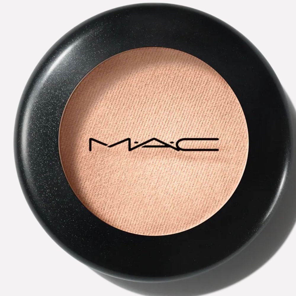 M•A•C eyeshadow  ~Ricepaper - Picture 12 of 12